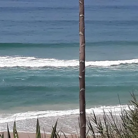 Beachfront House_praia Das Conchas Apartment Ribamar (Lourinha)